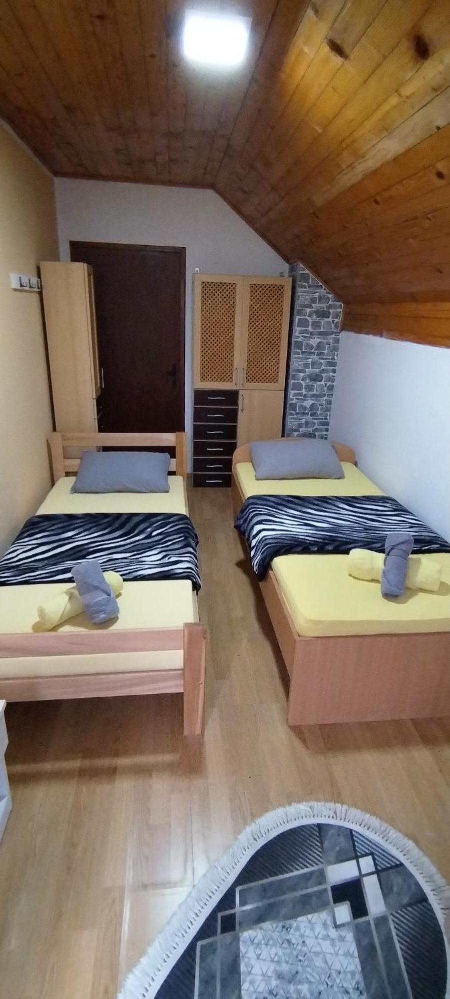 Апартаменти Sobe Lara Доні-Мілановац Екстер'єр фото